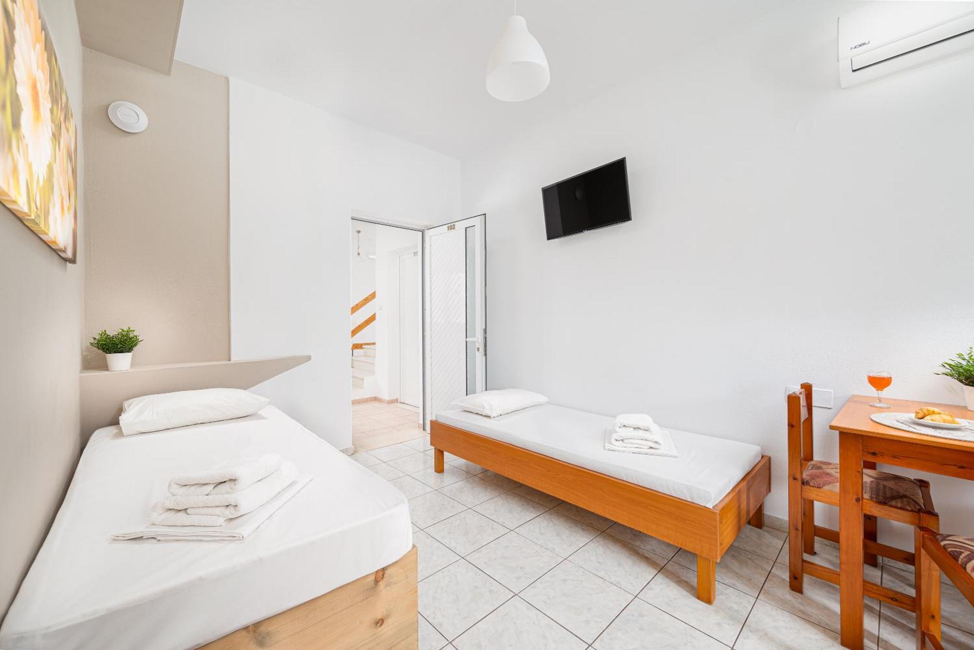 Mylos Apartments Anissaras Херсонисос Екстериор снимка